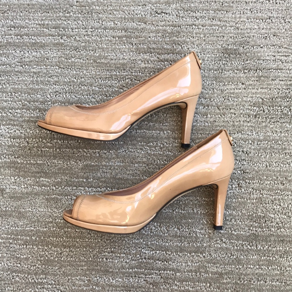 Stuart Weitzman Peep Toe Heel!